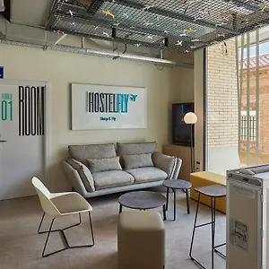 Hostelfly , Madrid Spanien